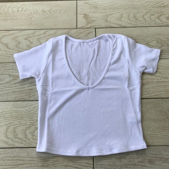 White Crop Top (Savannah Montano Brand) - Picture 4 of 5